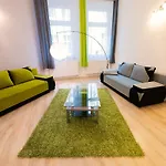 Zabrze, W Centrum Z Prywatnym Parkingiem Apartment
