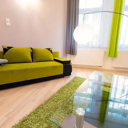 Appartement Zabrze, W Centrum Z Prywatnym Parkingiem