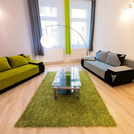 Zabrze, W Centrum Z Prywatnym Parkingiem Apartman