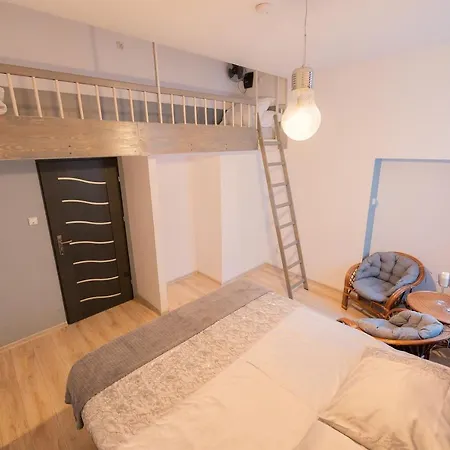 Zabrze, W Centrum Z Prywatnym Parkingiem Appartement Zabrze