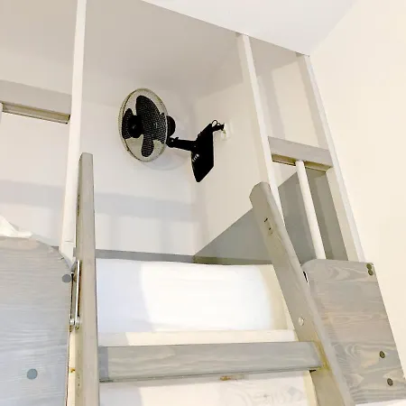 Zabrze, W Centrum Z Prywatnym Parkingiem 4*