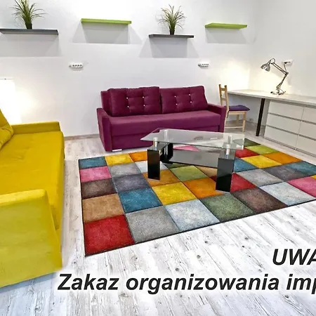 Zabrze, W Centrum Z Prywatnym Parkingiem 4* Zabrze