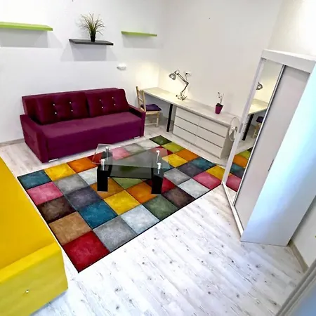 Zabrze, W Centrum Z Prywatnym Parkingiem Apartament