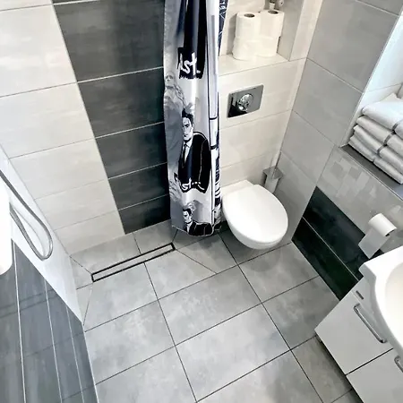 Zabrze, W Centrum Z Prywatnym Parkingiem Appartement Zabrze