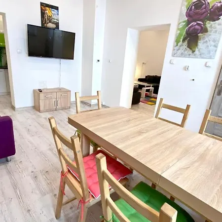 Zabrze, W Centrum Z Prywatnym Parkingiem Apartman Zabrze