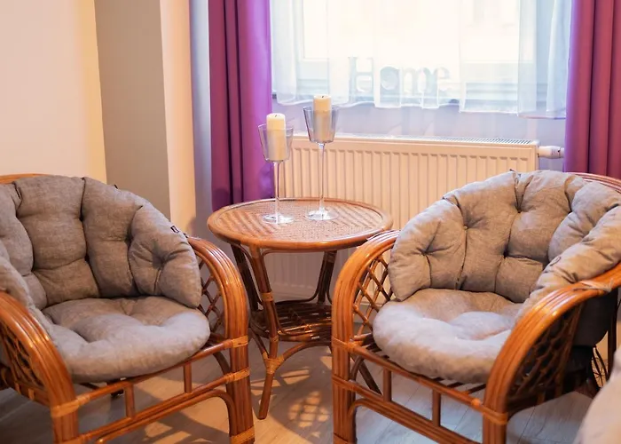 Zabrze, W Centrum Z Prywatnym Parkingiem 4*