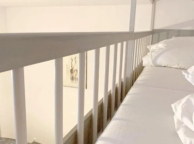 Zabrze, W Centrum Z Prywatnym Parkingiem 4*