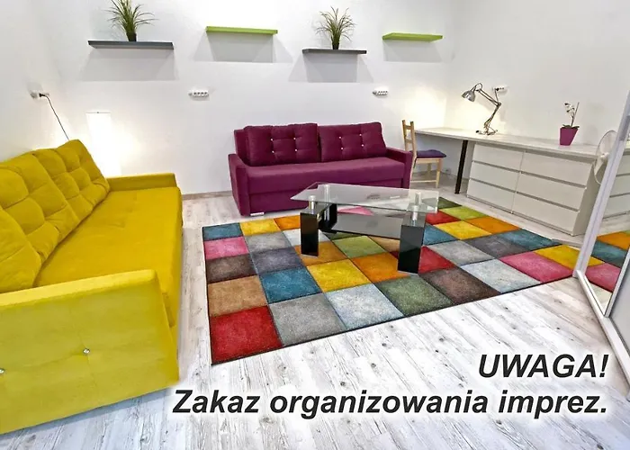 Zabrze, W Centrum Z Prywatnym Parkingiem 4* Zabrze