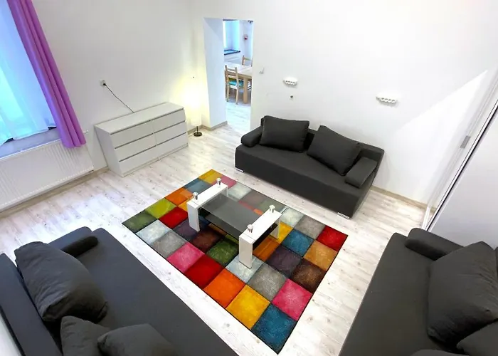 Zabrze, W Centrum Z Prywatnym Parkingiem