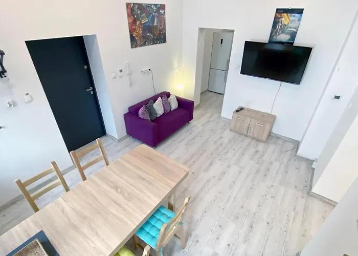 Apartmán Zabrze, W Centrum Z Prywatnym Parkingiem 4*