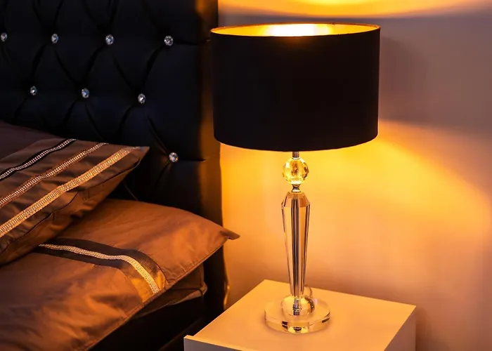 Zabrze, W Centrum Z Prywatnym Parkingiem דירה