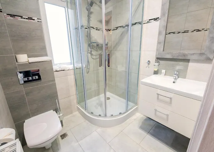 Zabrze, W Centrum Z Prywatnym Parkingiem