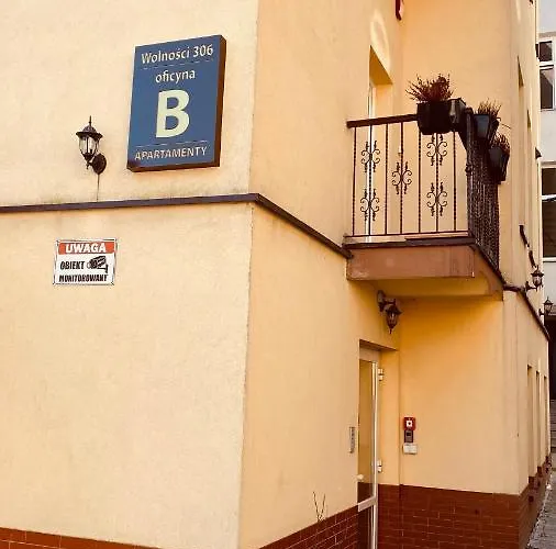 Zabrze, W Centrum Z Prywatnym Parkingiem דירה זברזה