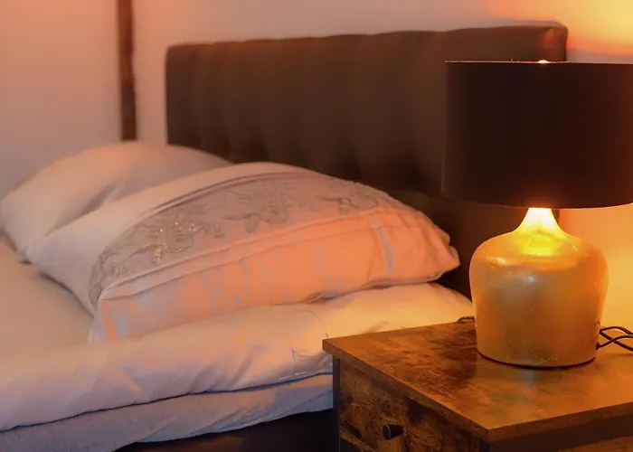 דירה Zabrze, W Centrum Z Prywatnym Parkingiem