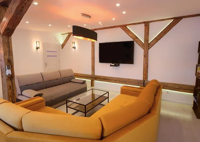 Zabrze, W Centrum Z Prywatnym Parkingiem Apartmán